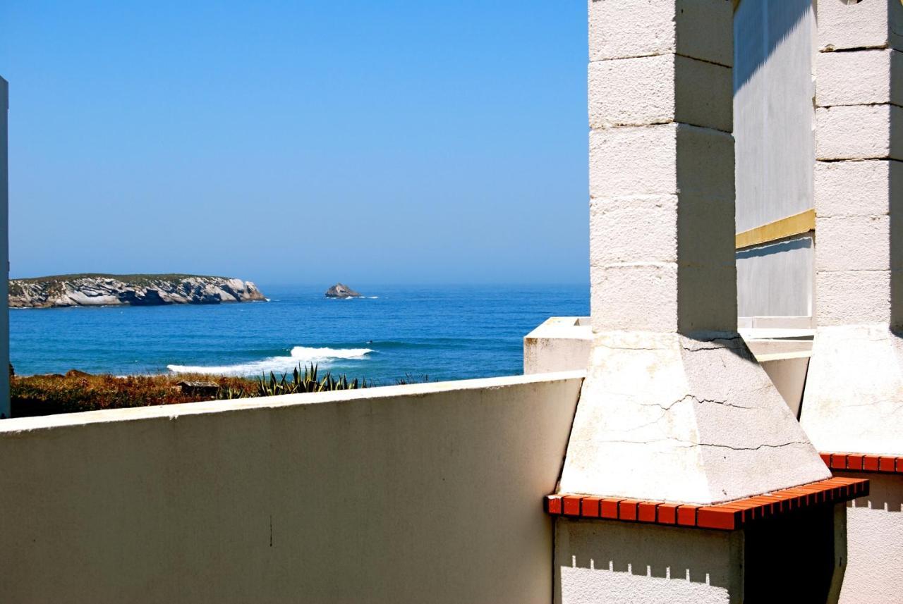 Catarina House - Baleal Beach, Balcony, Pool Ferrel  Exterior photo